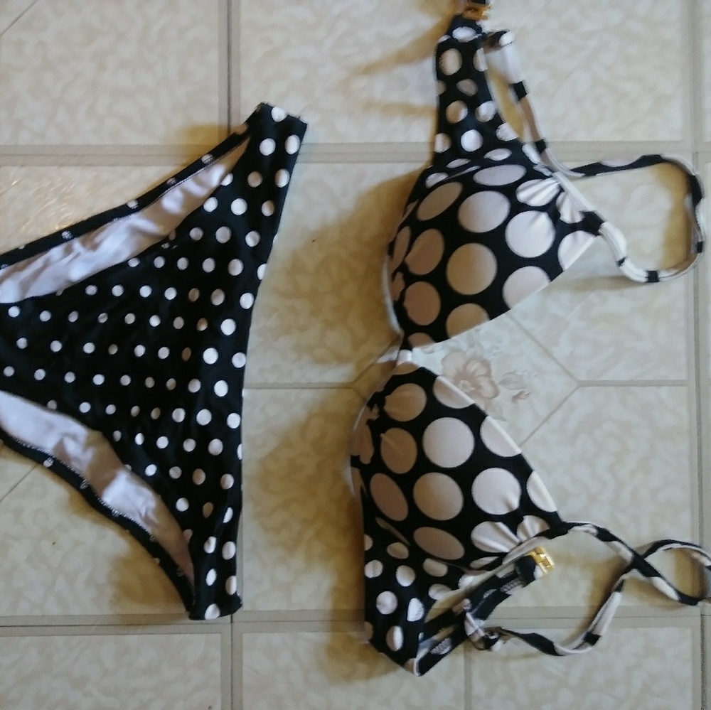 Bathing  👙 suit - Picture 4 of 4